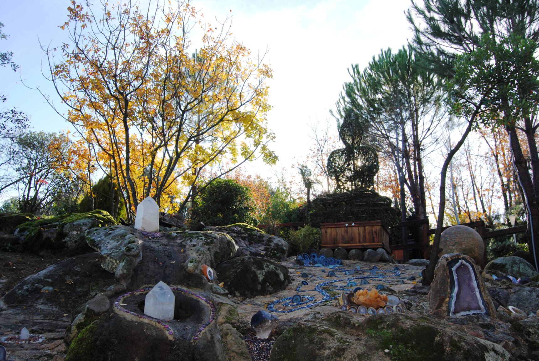 Bosque Encantado de San Martín de Valdeiglesias. Ruta de los minerales en otoño en El Bosque Encantado